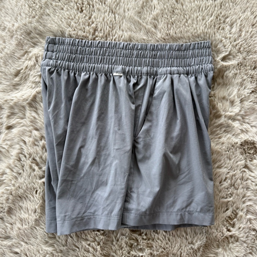 Vuori Athletic Shorts in Light Gray - Picture 5 of 6